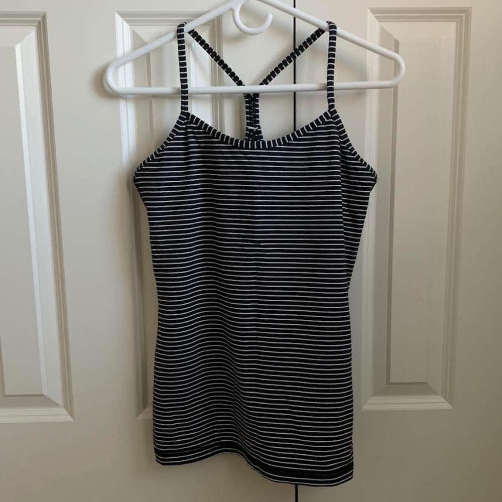 Lululemon Power Y Tank Top *FREE LULULEMON BAG WITH PURCHASE*